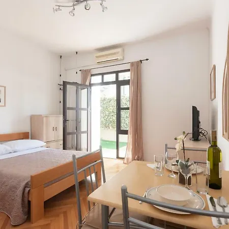 Lipotica Diklo Zadar