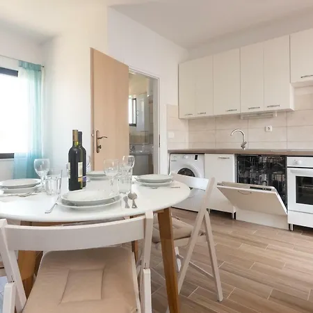 Apartament Lipotica Diklo *